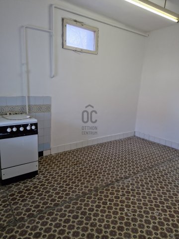 Eladó családi ház, Abonyban 36.9 M Ft, 3 szobás