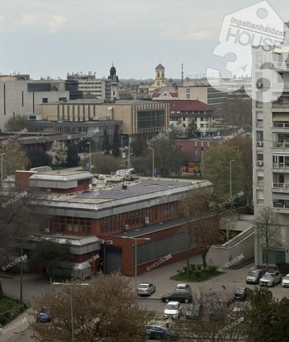 Eladó panellakás, Kecskeméten 43.9 M Ft, 2 szobás