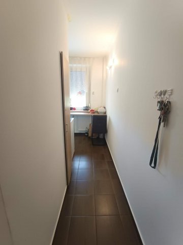 Eladó panellakás, Tatabányán 41.9 M Ft, 2 szobás