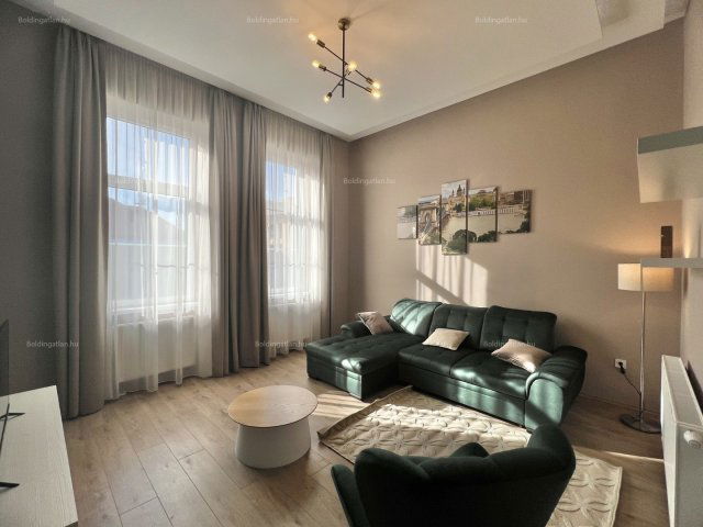 Kiadó téglalakás, albérlet, Kaposváron 250 E Ft / hó, 2 szobás