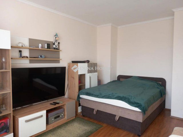 Eladó téglalakás, Gyöngyösön 25.3 M Ft, 2 szobás
