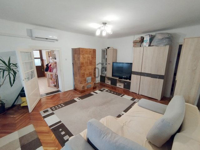 Eladó családi ház, Tiszalökön 38.5 M Ft, 4 szobás