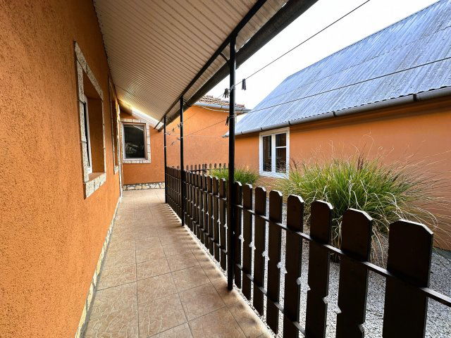 Eladó családi ház, Sarkadon 32 M Ft, 5 szobás