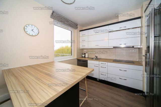 Kiadó téglalakás, albérlet, Budapesten, III. kerületben