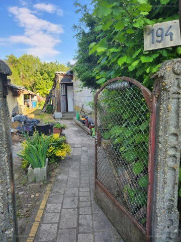 Eladó családi ház, Majosházán 49.5 M Ft, 2 szobás