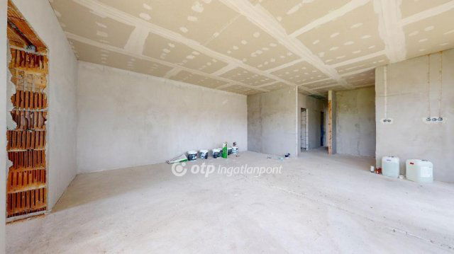 Eladó ikerház, Nyíregyházán 80 M Ft, 3 szobás