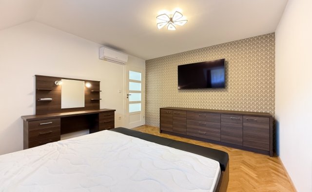 Eladó családi ház, Miskolcon 190 M Ft, 5 szobás