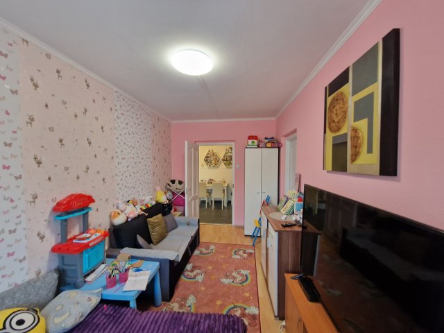 Eladó panellakás, Budapesten, XXI. kerületben 69.9 M Ft, 3 szobás