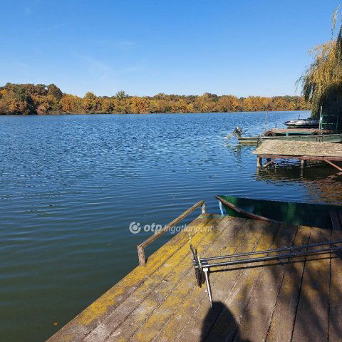 Eladó nyaraló, Dömsödön 51.9 M Ft, 2+1 szobás