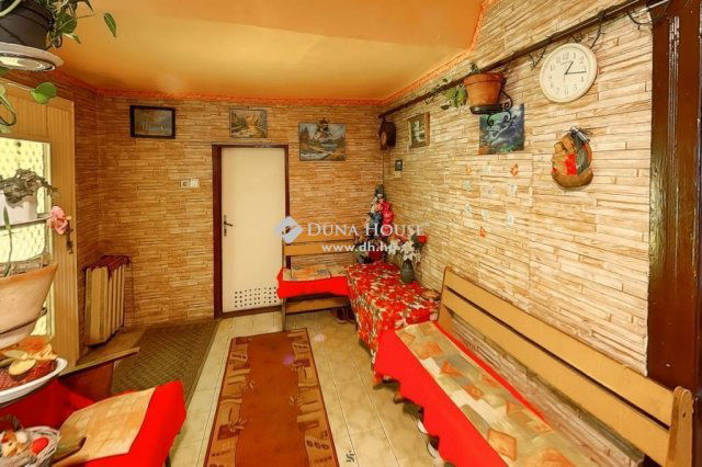 Eladó családi ház, Kecskeméten 29.9 M Ft, 3 szobás