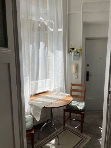 Kiadó téglalakás, albérlet, V. kerületben, Alkotmány utcában