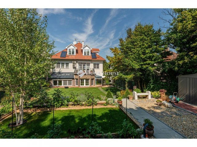 Eladó ikerház, Budapesten, XI. kerületben 850 M Ft, 8 szobás