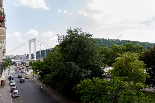 Eladó téglalakás, Budapesten, V. kerületben 999 M Ft, 6 szobás