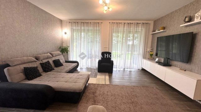 Eladó családi ház, Debrecenben 138 M Ft, 4 szobás