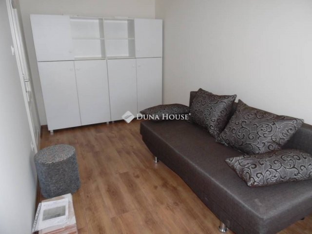 Kiadó téglalakás, albérlet, Debrecenben 190 E Ft / hó, 2 szobás
