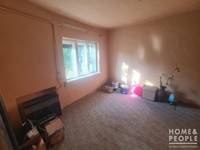 Eladó családi ház, Hódmezővásárhelyen 43 M Ft, 6 szobás