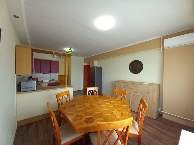 Kiadó téglalakás, albérlet, Pécsett 220 E Ft / hó, 2 szobás