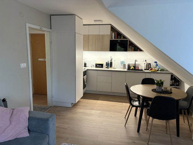 Eladó téglalakás, Budapesten, III. kerületben 85 M Ft