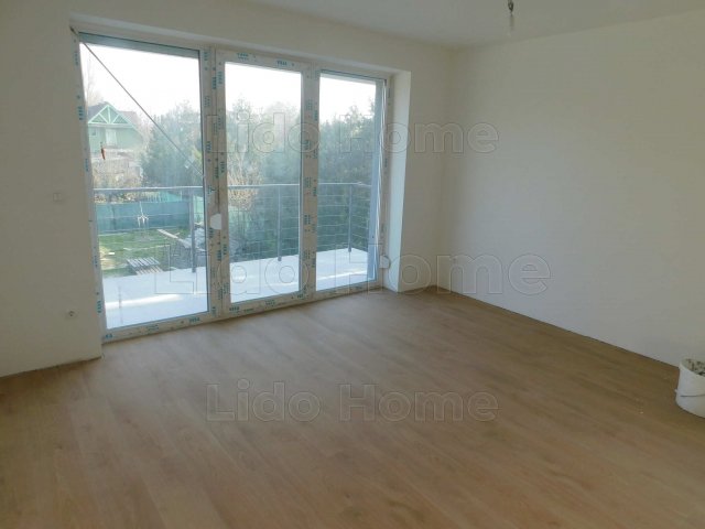 Eladó téglalakás, Siófokon 49.9 M Ft, 1 szobás