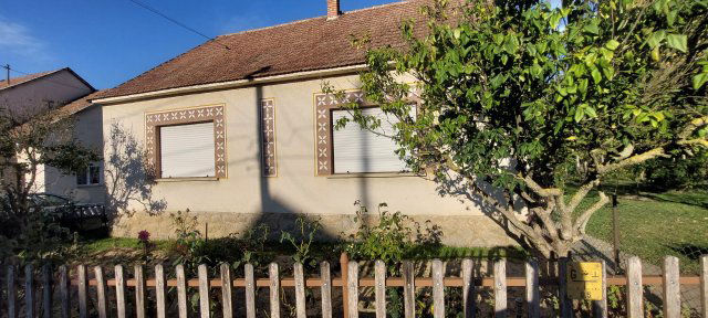 Eladó családi ház, Magyarhertelenden 32.5 M Ft, 3 szobás