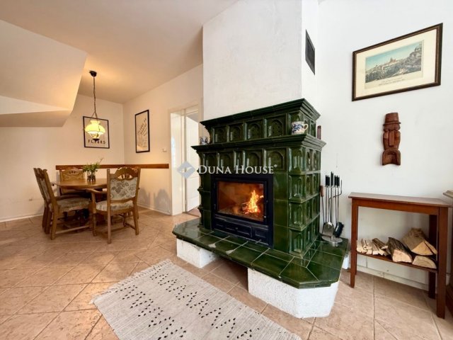 Eladó családi ház, Zamárdiban 229 M Ft, 6 szobás