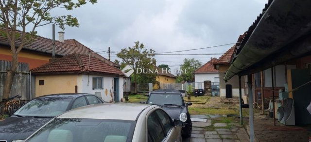 Eladó családi ház, Budapesten, XVII. kerületben 72 M Ft