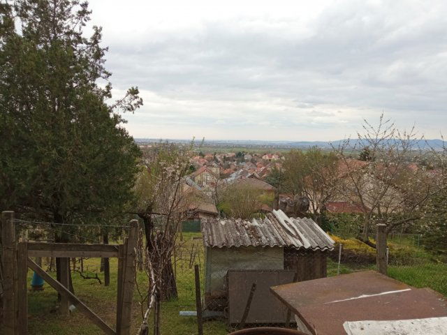Eladó családi ház, Csömörön 99.9 M Ft, 3 szobás
