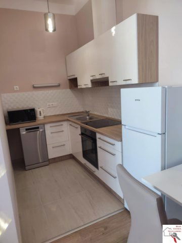 Kiadó téglalakás, albérlet, Pécsett 200 E Ft / hó, 2 szobás