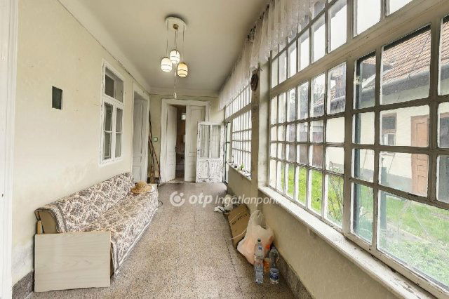 Eladó családi ház, Mezőkövesden 25 M Ft, 3 szobás