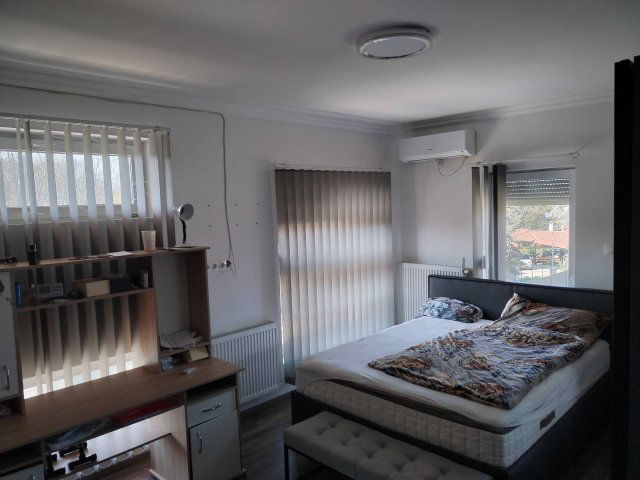 Eladó családi ház, Érden 124.9 M Ft, 4+1 szobás