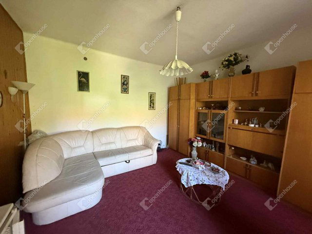 Eladó téglalakás, Zalaegerszegen 17.9 M Ft, 2 szobás