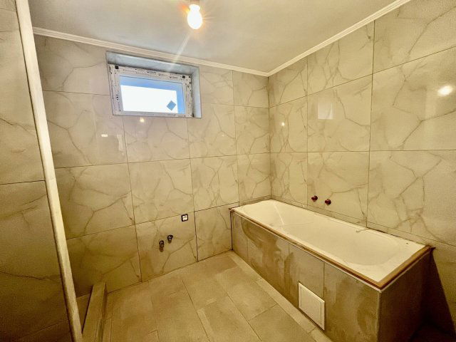 Eladó családi ház, Békéscsabán 44.9 M Ft, 2+1 szobás