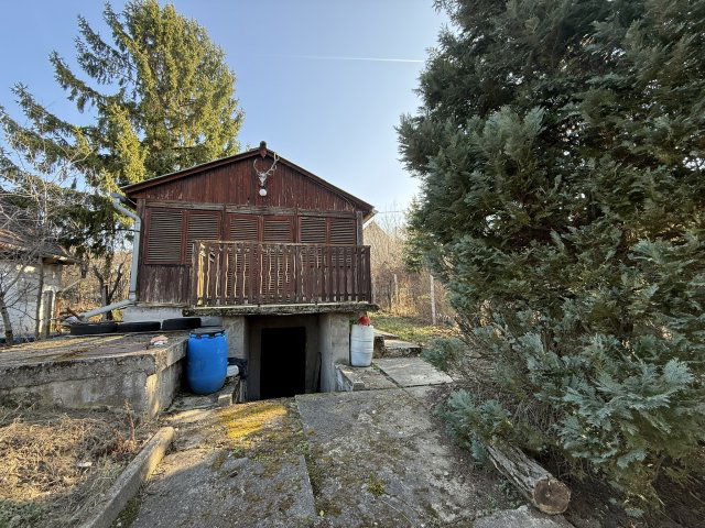 Eladó nyaraló, Biatorbágyon 13.5 M Ft, 2 szobás