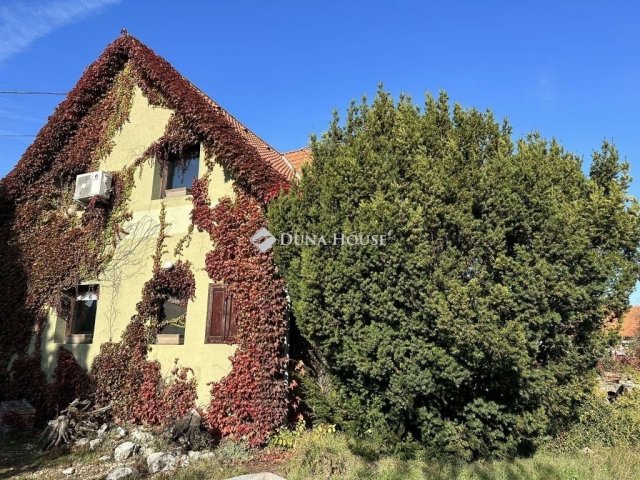 Eladó családi ház, Albertirsán 75 M Ft, 4 szobás