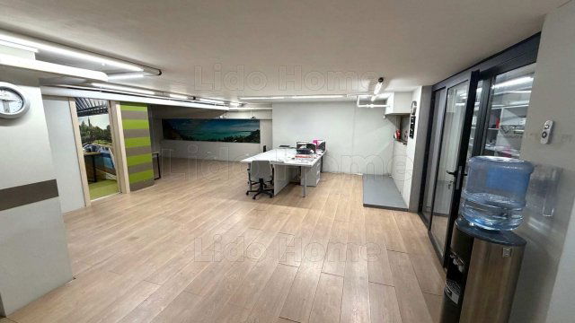 Eladó üzlethelyiség, Siófokon 85 M Ft, 2 szobás