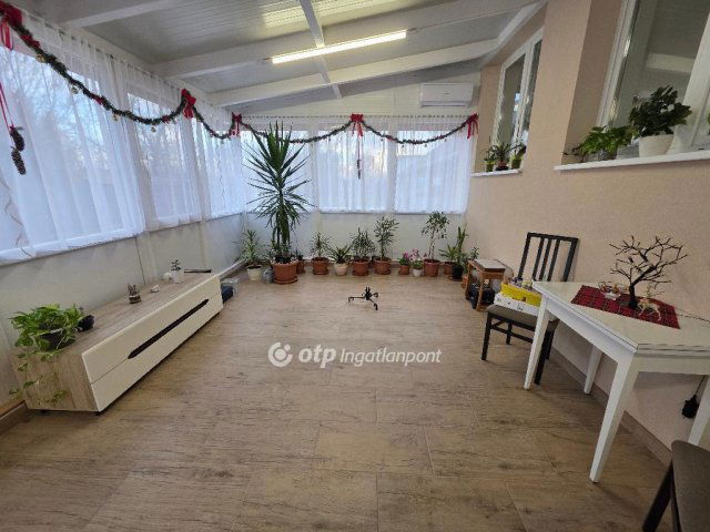 Eladó családi ház, Nagyhegyesen 80 M Ft, 2 szobás