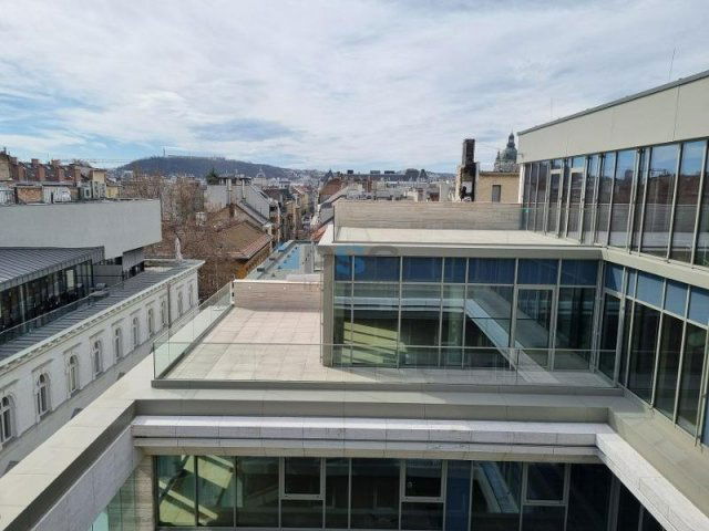 Kiadó iroda, Budapesten, VI. kerületben, Paulay Ede utcában
