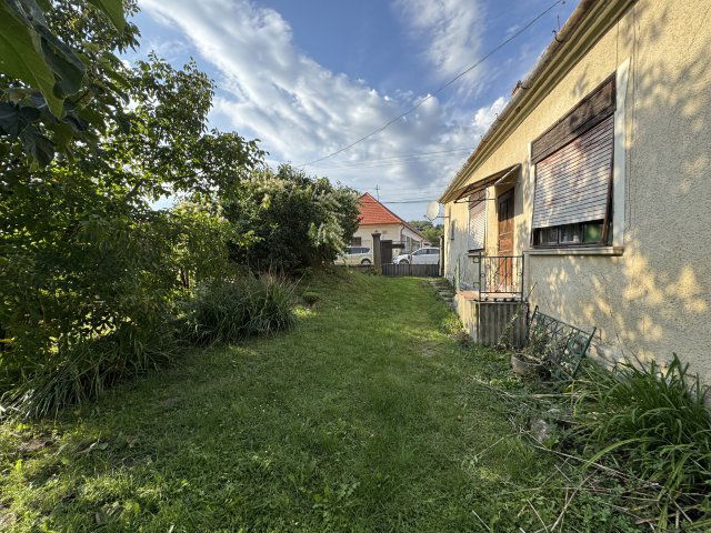 Eladó családi ház, Véneken 24.9 M Ft, 2+1 szobás