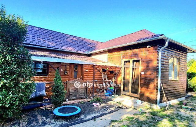 Eladó családi ház, Mikepércsen 59 M Ft, 2+3 szobás