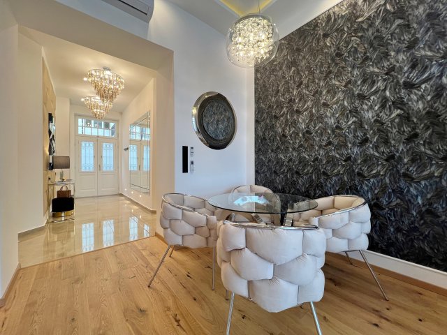 Eladó téglalakás, Budapesten, V. kerületben 259 M Ft, 2+1 szobás