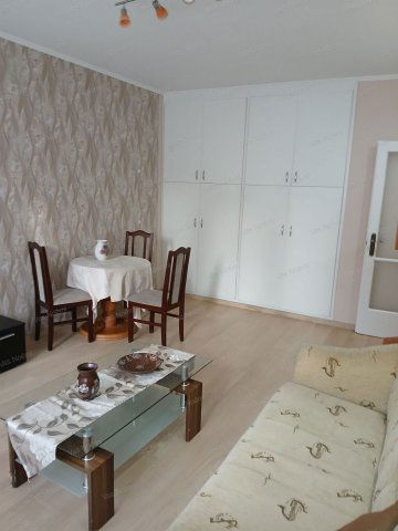 Eladó panellakás, Nagykanizsán 33.9 M Ft, 2 szobás