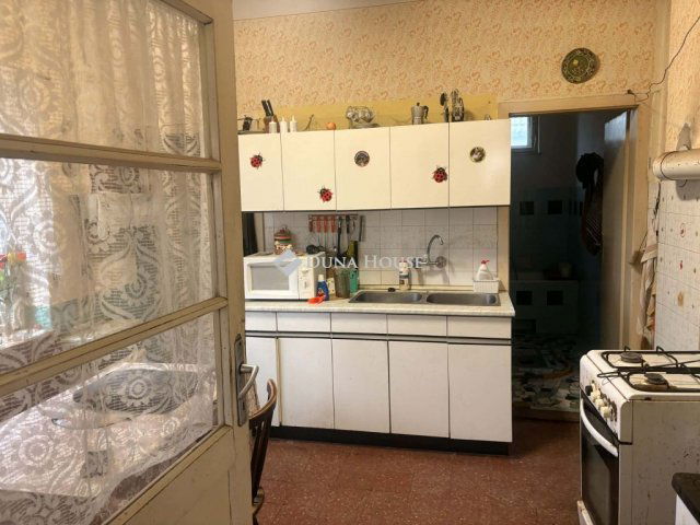 Eladó családi ház, Dunaszentpálon 44.9 M Ft, 2 szobás