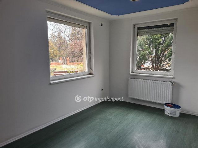 Eladó családi ház, Budapesten, XVIII. kerületben 260 M Ft