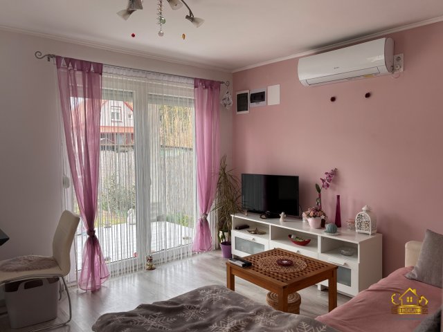 Eladó nyaraló, Szigethalmon 69.5 M Ft, 2 szobás