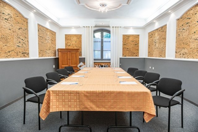 Eladó ipari ingatlan, Monoron 810 M Ft / költözzbe.hu