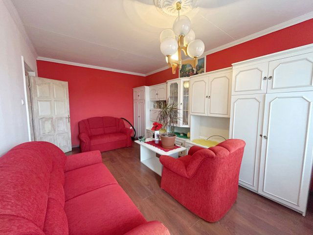 Eladó panellakás, Debrecenben 56.9 M Ft, 2 szobás