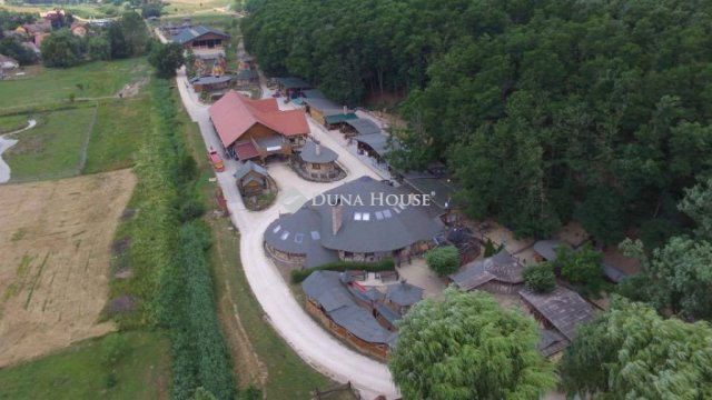 Eladó üzlethelyiség, Nőtincsen 720 M Ft / költözzbe.hu