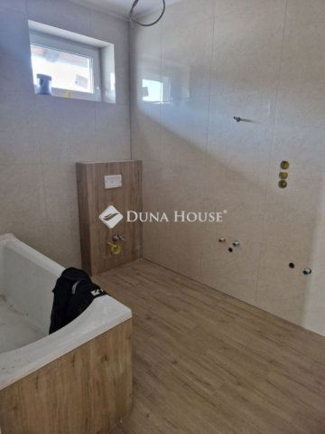 Eladó ikerház, Üllőn 120 M Ft, 4 szobás / költözzbe.hu