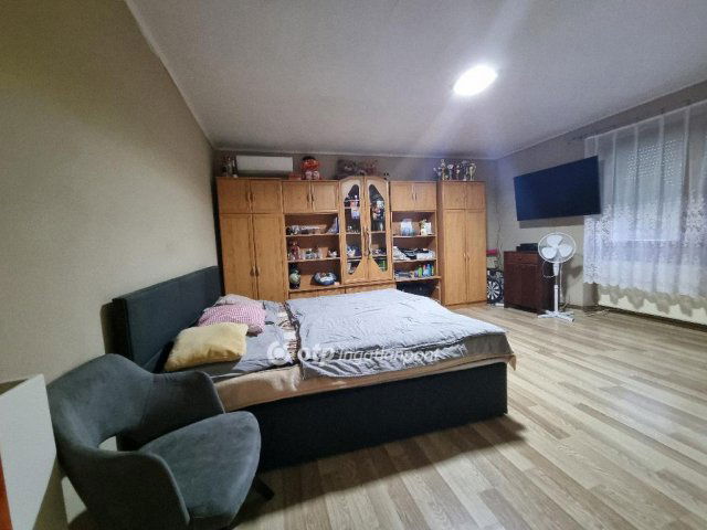 Eladó családi ház, Celldömölkön 79.99 M Ft, 4+3 szobás