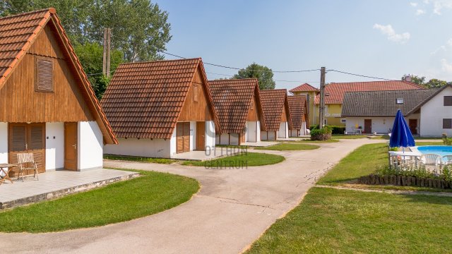 Eladó hotel, Faddon 115 M Ft / költözzbe.hu